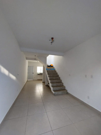 Imagem Sobrado com 2 Quartos à Venda,  em Centro - São Vicente