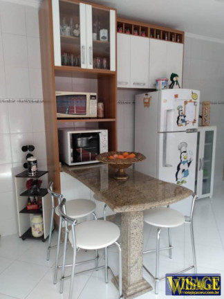 Imagem Casa com 3 Quartos à Venda, em Cid. Jardim - Jacareí Imagem Casa com 3 Quartos à Venda, em Cid. Jardim - Jacareí
