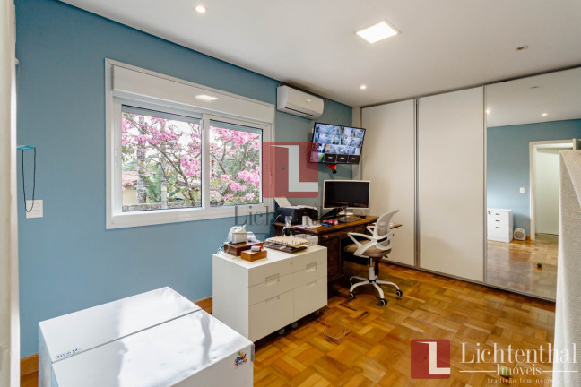 Imagem Casa com 3 Quartos à Venda, 230 m² em Moema - São Paulo