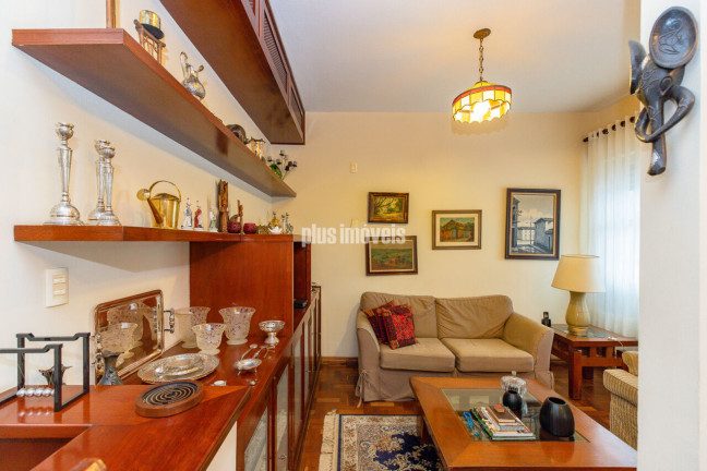 Apartamento com 2 Quartos à Venda, 130 m² em Cerqueira César - São Paulo