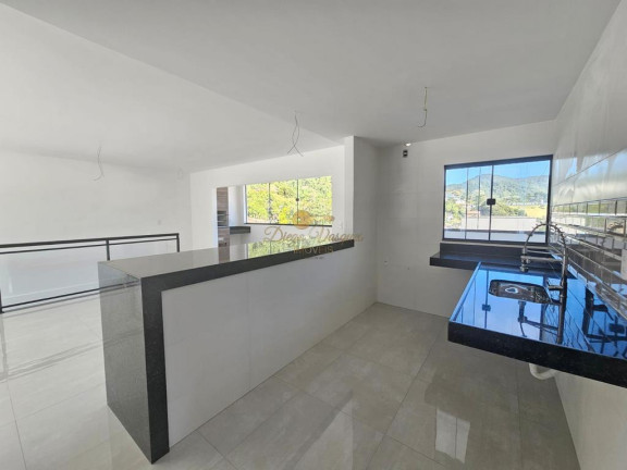 Imagem Casa com 3 Quartos à Venda, 142 m² em Alto - Teresópolis