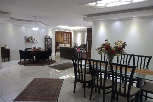 Imagem Casa com 4 Quartos para Alugar, 338 m² em City América - São Paulo Imagem Casa com 4 Quartos para Alugar, 338 m² em City América - São Paulo