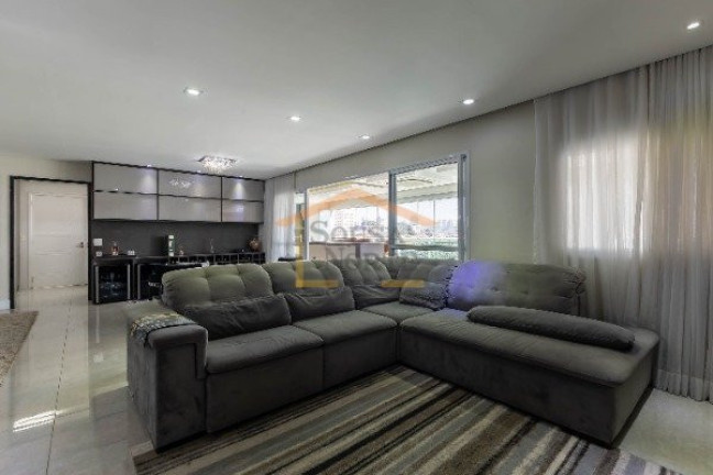 Imagem Apartamento com 4 Quartos à Venda, 197 m² em Jardim Santa Mena - Guarulhos Imagem Apartamento com 4 Quartos à Venda, 197 m² em Jardim Santa Mena - Guarulhos