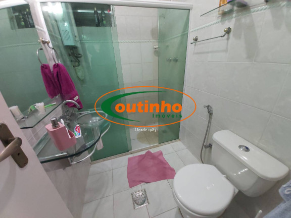 Imagem Apartamento com 2 Quartos à Venda, 56 m² em Tijuca - Rio De Janeiro Imagem Apartamento com 2 Quartos à Venda, 56 m² em Tijuca - Rio De Janeiro