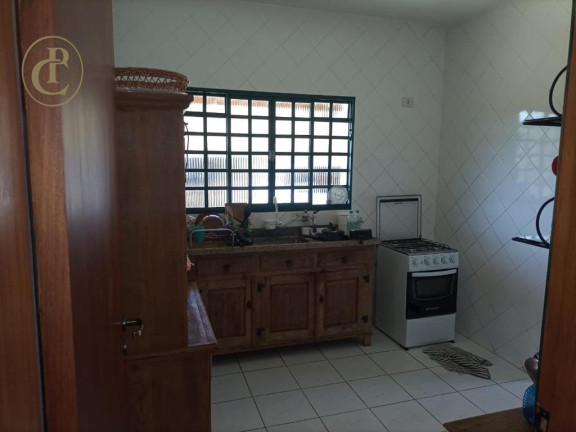 Imagem Chácara com 3 Quartos à Venda, 220 m² em Centro - Sapucaí-mirim Imagem Chácara com 3 Quartos à Venda, 220 m² em Centro - Sapucaí-mirim