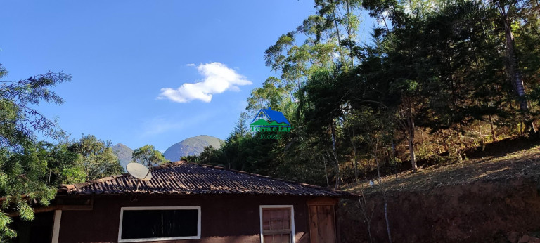 Imóvel com 4 Quartos à Venda, 400 m² em Zona Rural - Aiuruoca