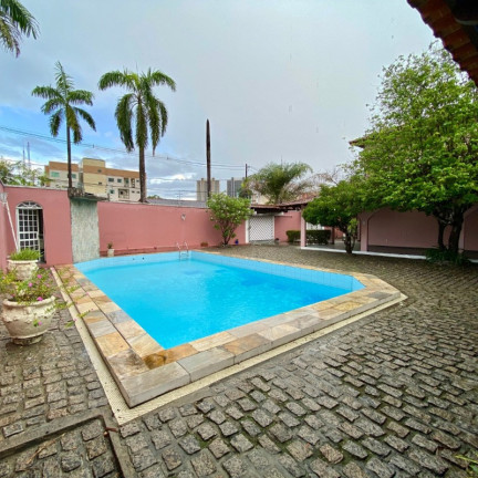 Imagem Casa com 5 Quartos para Alugar, 458 m² em Aleixo - Manaus