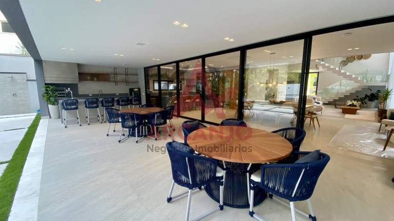 Imagem Casa com 6 Quartos à Venda, 713 m² em Riviera - Bertioga Imagem Casa com 6 Quartos à Venda, 713 m² em Riviera - Bertioga