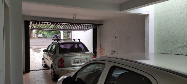 Imagem Casa com 3 Quartos à Venda, 240 m² em Conjunto Habitacional Sol Nascente - Maringa Imagem Casa com 3 Quartos à Venda, 240 m² em Conjunto Habitacional Sol Nascente - Maringa