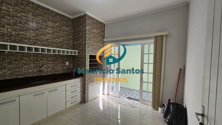 Imagem Casa com 3 Quartos à Venda, 116 m² em Centro - Mongaguá