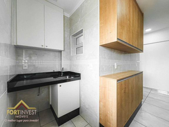 Imagem Imóvel com 2 Quartos à Venda, 75 m² em Canto Do Forte - Praia Grande Imagem Imóvel com 2 Quartos à Venda, 75 m² em Canto Do Forte - Praia Grande