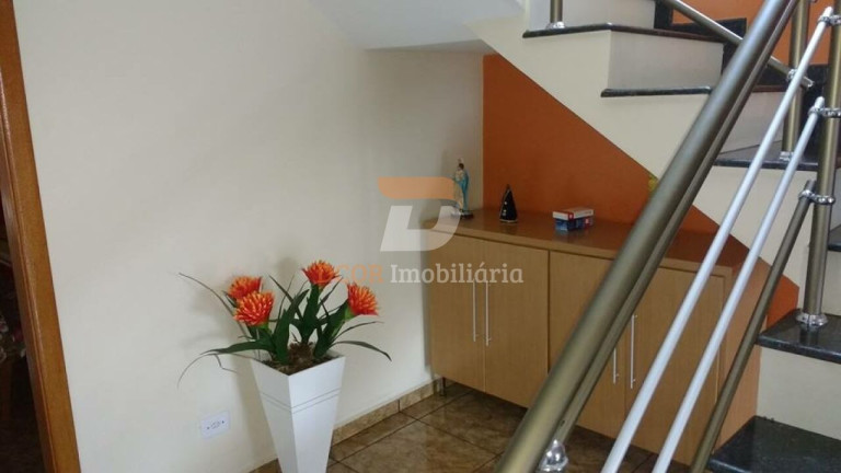 Imagem Casa com 3 Quartos à Venda, 250 m² em Centro  - Diadema