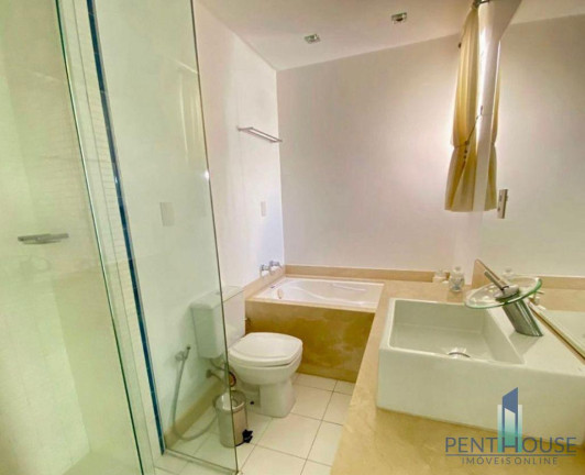 Imagem Apartamento com 3 Quartos à Venda, 137 m² em Centro - Balneário Camboriú