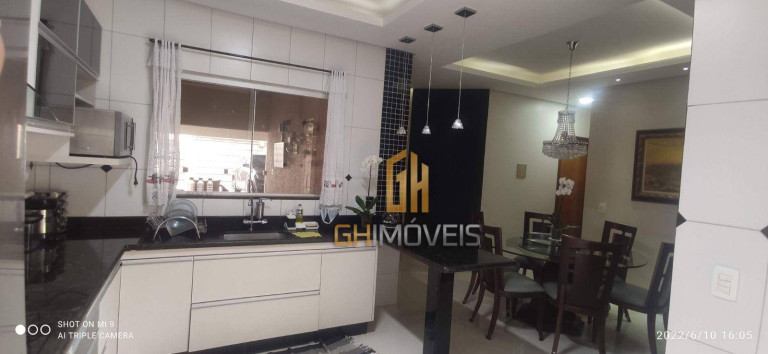 Imagem Casa com 3 Quartos à Venda, 141 m² em Residencial Barravento - Goiânia