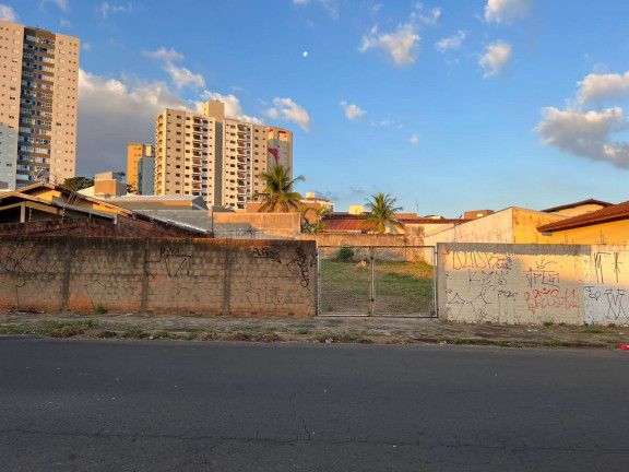 Terreno à Venda, 726 m² em Jardim Paulista - Bauru