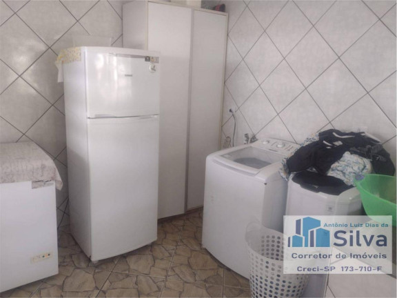 Imagem Casa com 5 Quartos à Venda, 600 m²