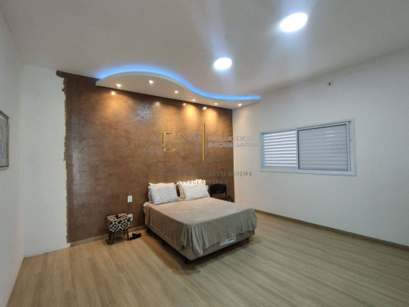 Imagem Casa com 3 Quartos à Venda, 360 m² em Lívia Ii - Botucatu