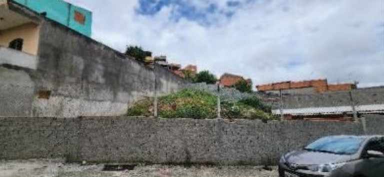 Terreno à Venda, 274 m² em Jardim São Carlos - Itapevi - Itapevi