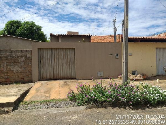 Casa com 2 Quartos à Venda, 182 m² em Setor Dos Bandeirantes - Trindade