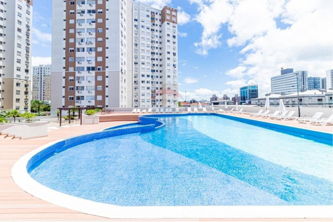 Imagem Imóvel com 3 Quartos à Venda,  em Vila Ipiranga - Porto Alegre