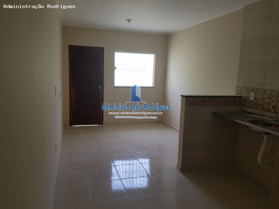 Imagem Casa com 1 Quarto à Venda, 36 m² em Laranjal - São Gonçalo Imagem Casa com 1 Quarto à Venda, 36 m² em Laranjal - São Gonçalo