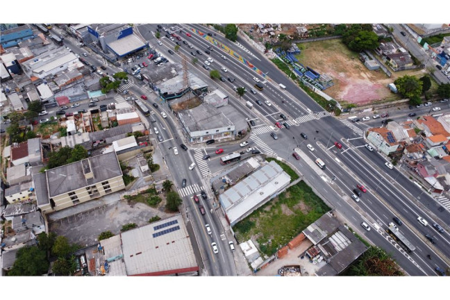 Imagem Terreno à Venda, em Itaquera - São Paulo Imagem Terreno à Venda, em Itaquera - São Paulo