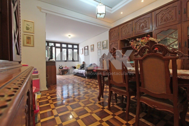 Imagem Casa com 3 Quartos à Venda, 370 m² em Floresta - Porto Alegre