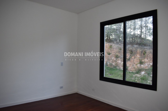 Imagem Casa com 3 Quartos à Venda, 140 m² em Região De Capivari - Campos Do Jordão