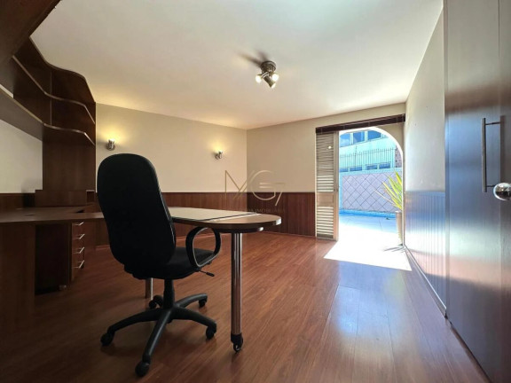 Imagem Casa com 3 Quartos à Venda, 278 m² em Batel - Curitiba
