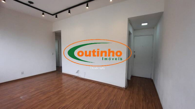 Imagem Apartamento com 3 Quartos à Venda, 81 m² em Tijuca - Rio De Janeiro Imagem Apartamento com 3 Quartos à Venda, 81 m² em Tijuca - Rio De Janeiro