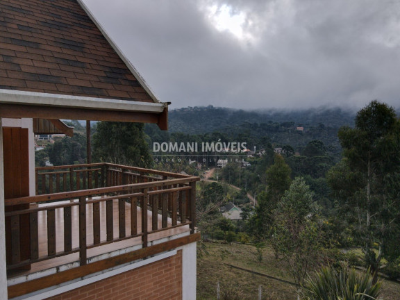Imagem Casa com 4 Quartos à Venda, 212 m² em Região Do Vale Encantado - Campos Do Jordão
