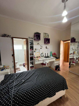 Imagem Sobrado com 3 Quartos à Venda, 240 m² em Villa Branca - Jacareí
