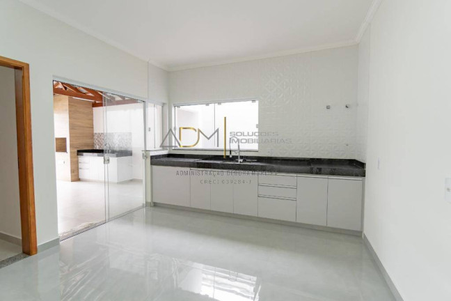 Imagem Casa com 3 Quartos à Venda, 250 m² em Residencial Vila Di Capri - Botucatu