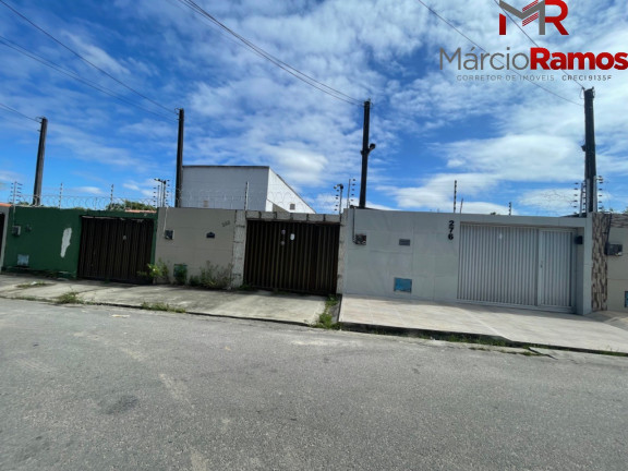 Casa com 3 Quartos à Venda, 108 m² em Lagoa Redonda - Fortaleza