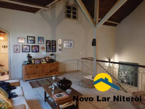 Imagem Casa com 5 Quartos à Venda, 250 m² em Piratininga - Niterói Imagem Casa com 5 Quartos à Venda, 250 m² em Piratininga - Niterói