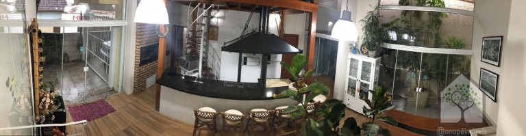 Imagem Casa com 5 Quartos à Venda, 200 m² em Saco Dos Limões - Florianópolis Imagem Casa com 5 Quartos à Venda, 200 m² em Saco Dos Limões - Florianópolis