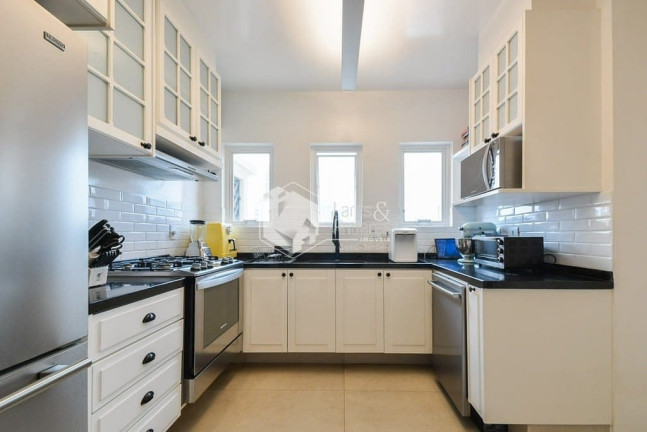 Imagem Apartamento com 4 Quartos à Venda, 246 m² em Pinheiros - São Paulo Imagem Apartamento com 4 Quartos à Venda, 246 m² em Pinheiros - São Paulo