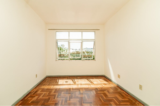 Imagem Imóvel com 1 Quarto à Venda, 45 m² em Santa Maria Goretti - Porto Alegre