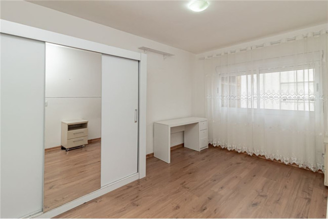 Imagem Imóvel com 2 Quartos à Venda, em Tristeza - Porto Alegre Imagem Imóvel com 2 Quartos à Venda, em Tristeza - Porto Alegre