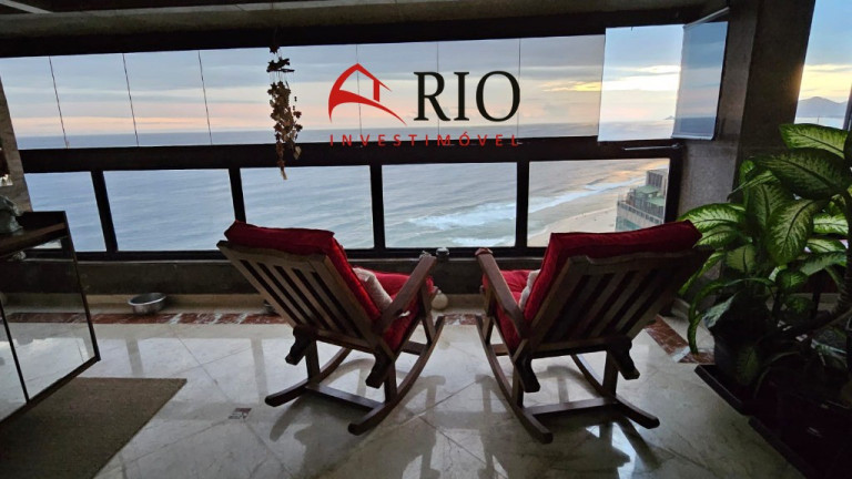 Imagem Imóvel com 4 Quartos à Venda, 231 m² em Barra Da Tijuca - Rio De Janeiro Imagem Imóvel com 4 Quartos à Venda, 231 m² em Barra Da Tijuca - Rio De Janeiro