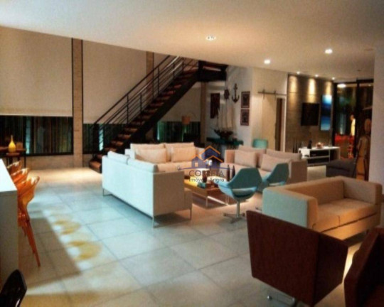 Imagem Casa com 10 Quartos à Venda, 802 m² em Frade (cunhambebe) - Angra Dos Reis