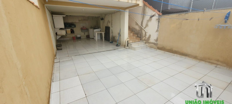 Imagem Casa com 2 Quartos à Venda, 100 m² em Jardins - Bragança Paulista Imagem Casa com 2 Quartos à Venda, 100 m² em Jardins - Bragança Paulista