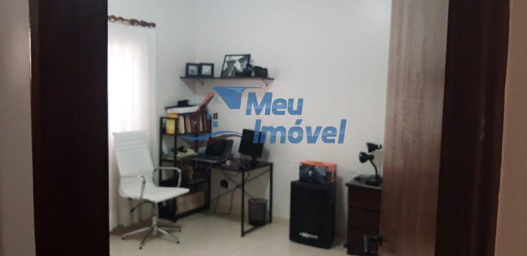 Imagem Casa com 5 Quartos à Venda, 230 m² em Setor Habitacional Arniqueira (águas Claras) - Brasília Imagem Casa com 5 Quartos à Venda, 230 m² em Setor Habitacional Arniqueira (águas Claras) - Brasília