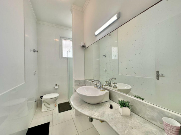 Imagem Apartamento com 3 Quartos à Venda, 180 m² em Pitangueiras - Guarujá Imagem Apartamento com 3 Quartos à Venda, 180 m² em Pitangueiras - Guarujá