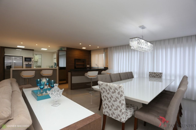 Imagem Apartamento com 4 Quartos à Venda, 217 m² em Praia Grande - Torres Imagem Apartamento com 4 Quartos à Venda, 217 m² em Praia Grande - Torres