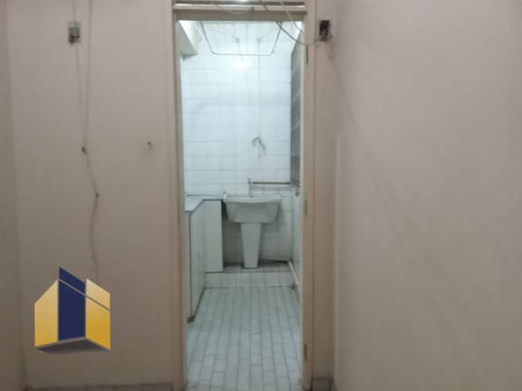 Imagem Apartamento com 2 Quartos à Venda, 130 m² Imagem Apartamento com 2 Quartos à Venda, 130 m²