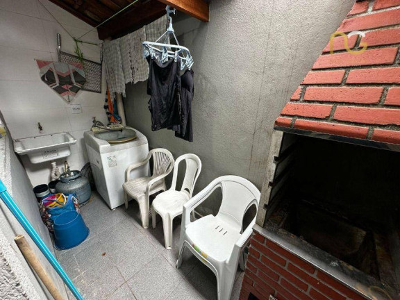 Imagem Sobrado com 2 Quartos à Venda, 42 m² em Balneário Pires - Praia Grande Imagem Sobrado com 2 Quartos à Venda, 42 m² em Balneário Pires - Praia Grande
