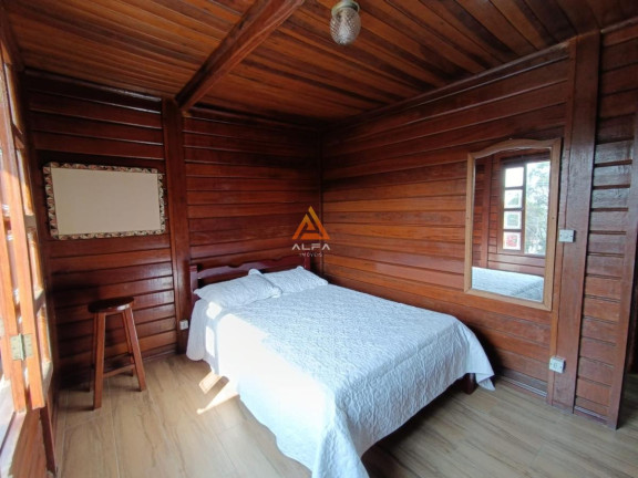 Imagem Casa de Condomínio com 4 Quartos à Venda, 240 m² Imagem Casa de Condomínio com 4 Quartos à Venda, 240 m²
