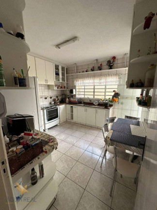 Imagem Casa com 4 Quartos à Venda, 258 m² em Monte Carlo - Campo Grande Imagem Casa com 4 Quartos à Venda, 258 m² em Monte Carlo - Campo Grande
