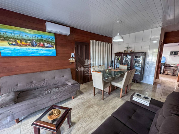 Imagem Casa com 3 Quartos à Venda, 120 m² em Barra Do Sai - Itapoá